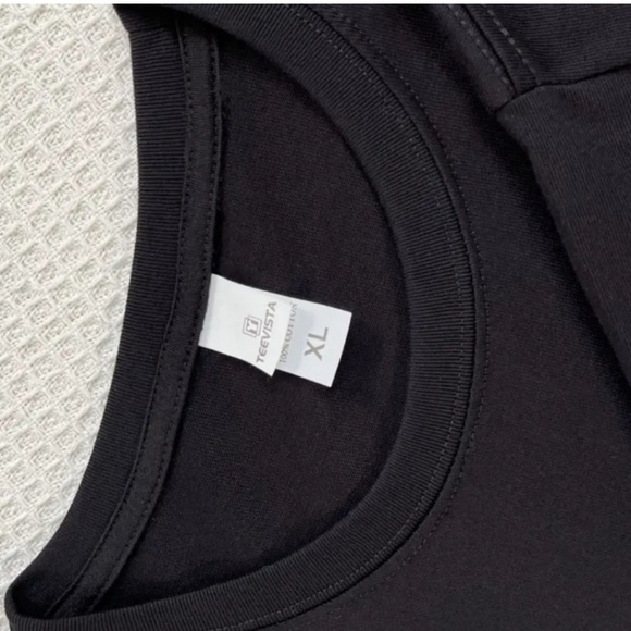 Inspirational "Be Kind" (NWT) Floral Graphic T-Shirt for Women - Picture 3 of 4